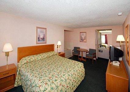 Knights Inn Elyria Quarto foto
